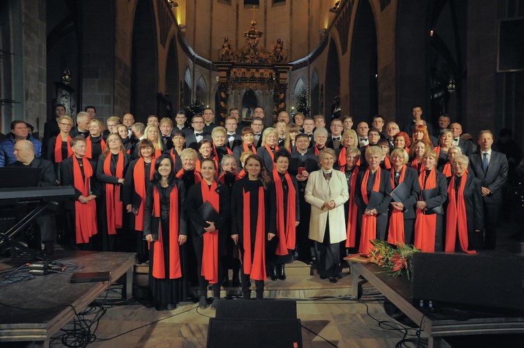 48Koncert Koled Ireny Santor z Chorem Prymasowskim Katedra Gnieznienska 2014 01 06 48